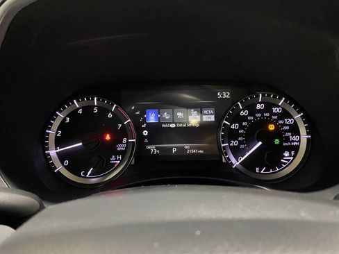 Used 2024 Toyota Highlander XSE FWD image 14