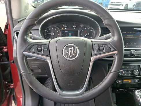 Used 2022 Buick Encore Preferred image 19
