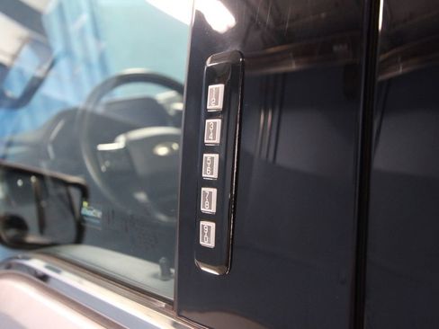 Used 2022 Ford F150 Platinum w/ Equipment Group 701A High image 50