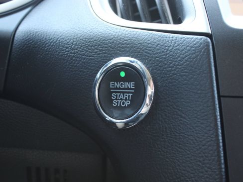 Used 2019 Ford Edge SEL w/ Equipment Group 201A FWD image 32
