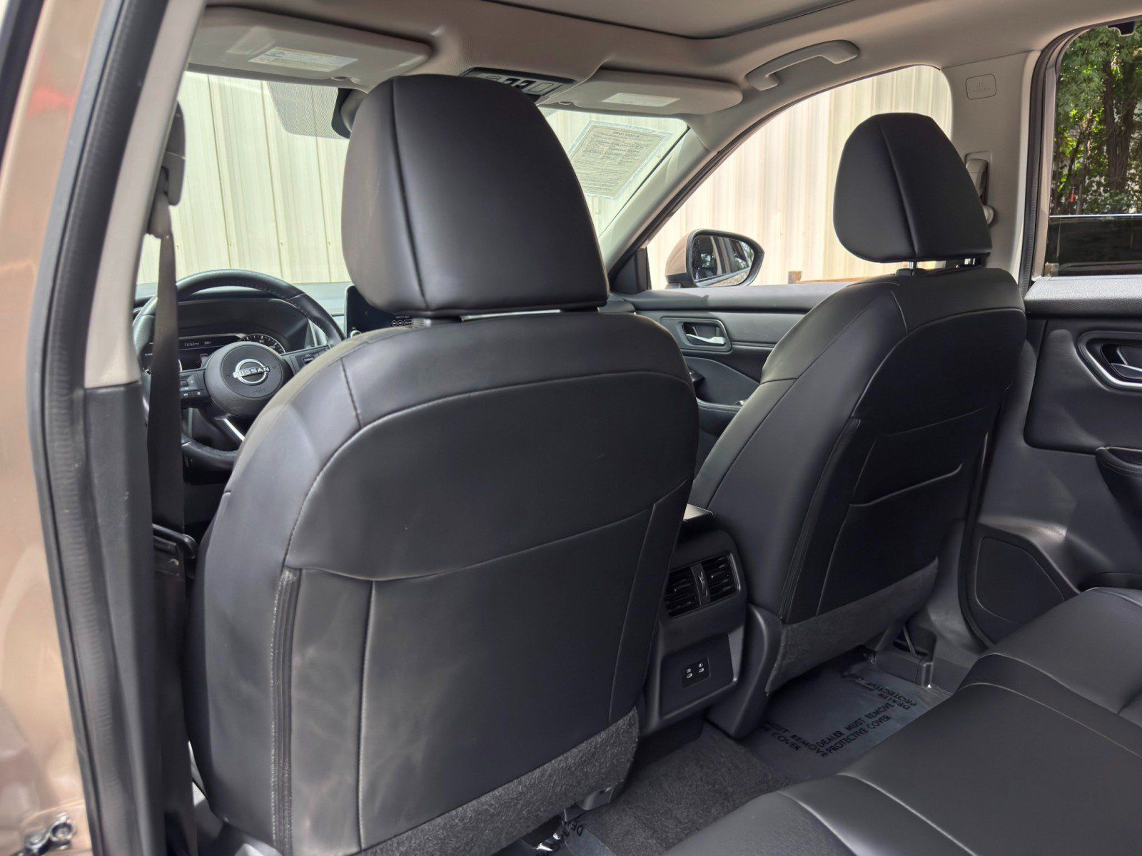 Used 2024 Nissan Rogue SV w/ SV Premium Package FWD image 32