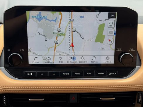 Used 2022 Nissan Rogue Platinum w/ Head-Up Display Package FWD image 24