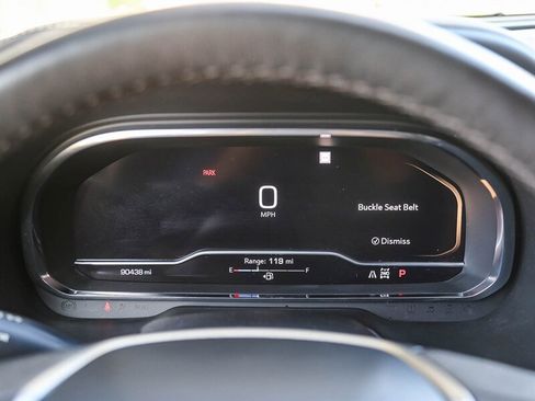 Used 2022 GMC Yukon SLT w/ SLT Premium Package image 34