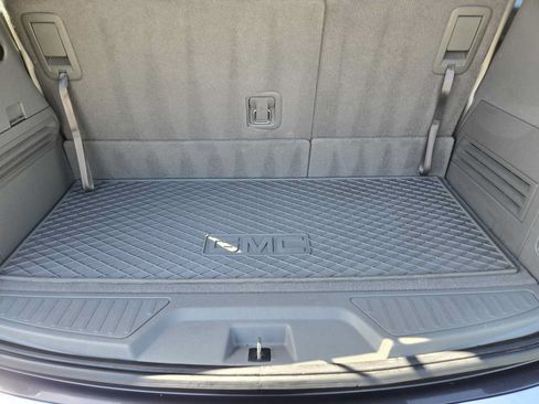 Used 2016 GMC Acadia SLT FWD image 32