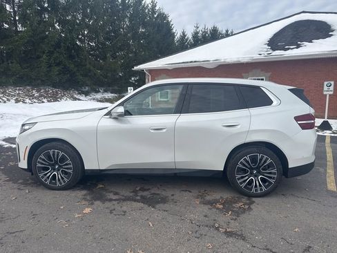 Used 2025 BMW X3 xDrive30i w/ Convenience Package image 2