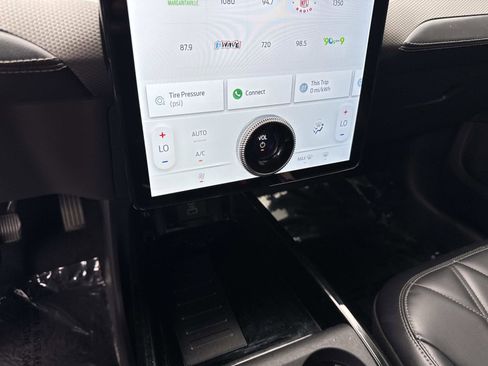 Used 2021 Ford Mustang Mach-E Select image 25