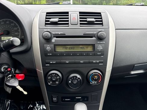 Used 2009 Toyota Corolla S FWD image 18