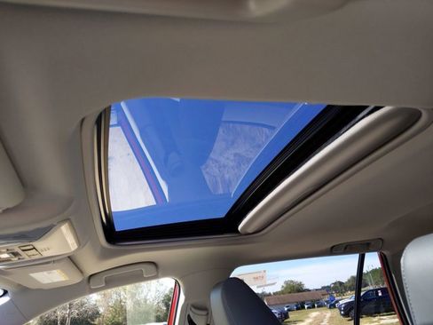 Used 2021 Toyota RAV4 Limited image 20