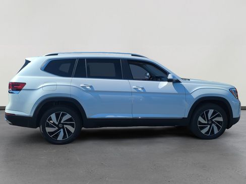 New 2026 Volkswagen Atlas SEL image 6