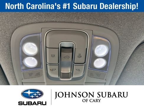 Used 2020 Hyundai Santa Fe SEL w/ Convenience + Premium Package FWD image 16