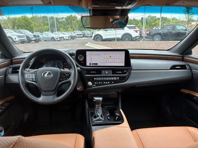 Used 2024 Lexus ES 350 w/ Premium Package FWD image 22