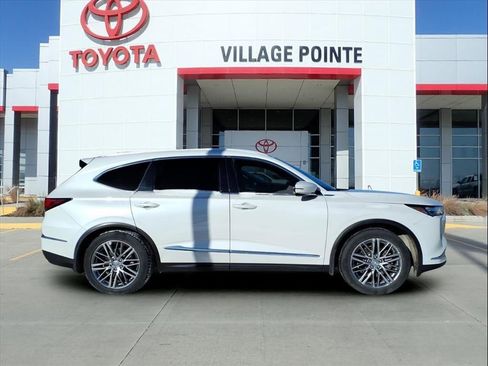 Used 2023 Acura MDX SH-AWD w/ Advance Package image 4