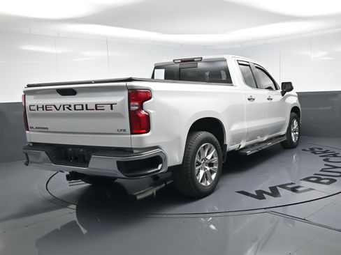 Used 2019 Chevrolet Silverado 1500 LTZ w/ LTZ Convenience Package image 9
