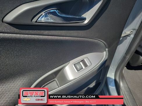 Used 2024 Chevrolet Malibu LT FWD image 16