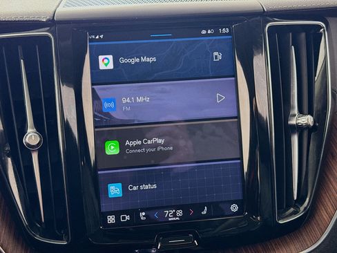 Used 2023 Volvo XC60 B5 Ultimate w/ Climate Package image 18