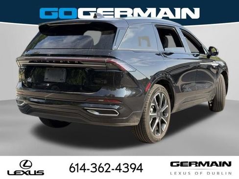 Used 2026 Lincoln Nautilus Reserve AWD/4WD image 9