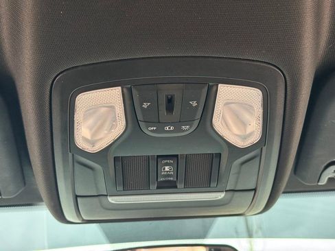 Used 2021 RAM 2500 Tradesman AWD/4WD image 17