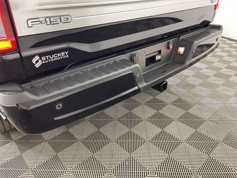 Used 2022 Ford F150 Limited image 7