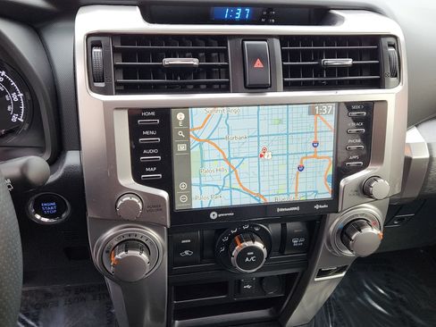 Used 2020 Toyota 4Runner SR5 Premium image 14