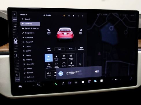 Used 2023 Tesla Model X image 34