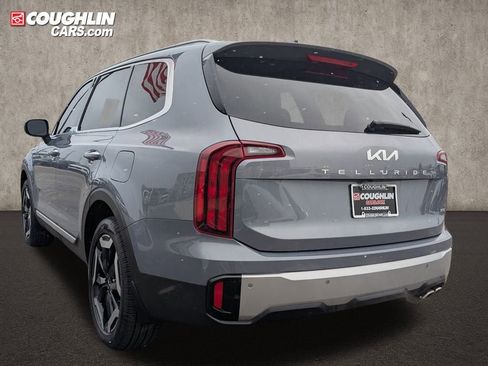 Used 2023 Kia Telluride S w/ S Sunroof Package image 5
