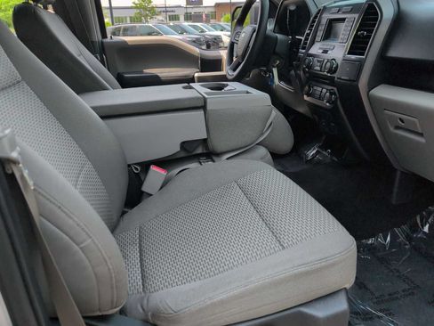 Used 2016 Ford F150 XLT RWD image 21