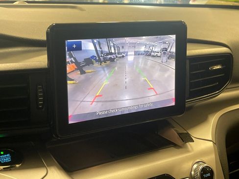 Used 2020 Ford Explorer XLT RWD image 22