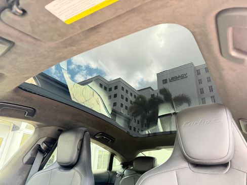 Used 2020 Porsche Taycan Turbo S image 52