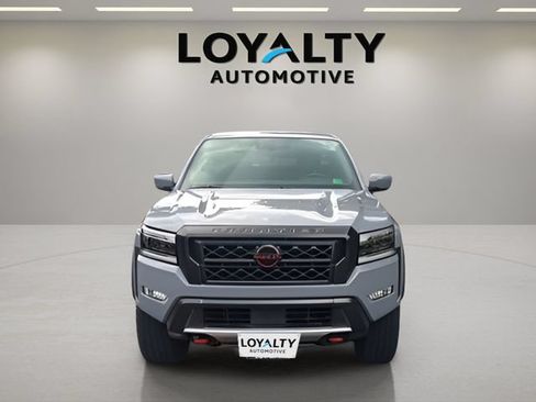 Used 2024 Nissan Frontier PRO-4X w/ Technology Package AWD/4WD image 8
