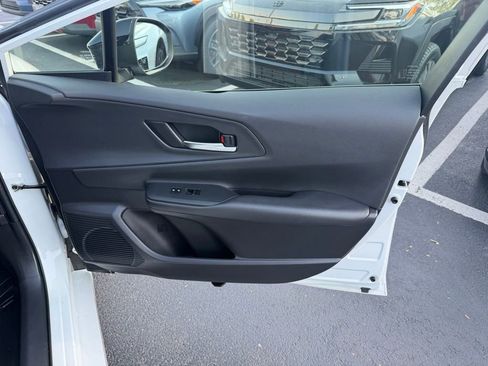 Used 2023 Toyota Prius Prime FWD image 9