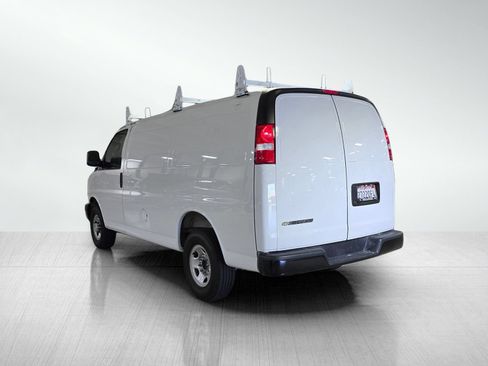 Used 2025 Chevrolet Express 2500 w/ Communications Package RWD image 5