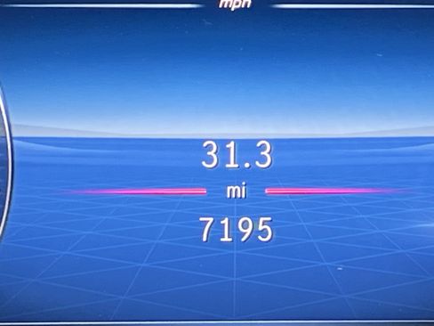 Certified 2025 Mercedes-Benz GLE 350 4MATIC image 22