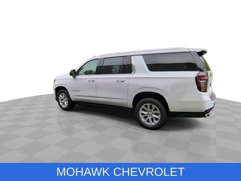 Certified 2024 Chevrolet Suburban Premier w/ Premium Package 2 AWD/4WD image 7