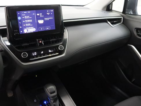 Certified 2026 Toyota Corolla Cross LE FWD image 15
