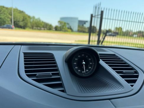 Used 2024 Porsche Panamera 4 image 34