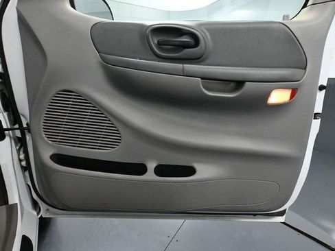 Used 2002 Ford F150 XL image 39