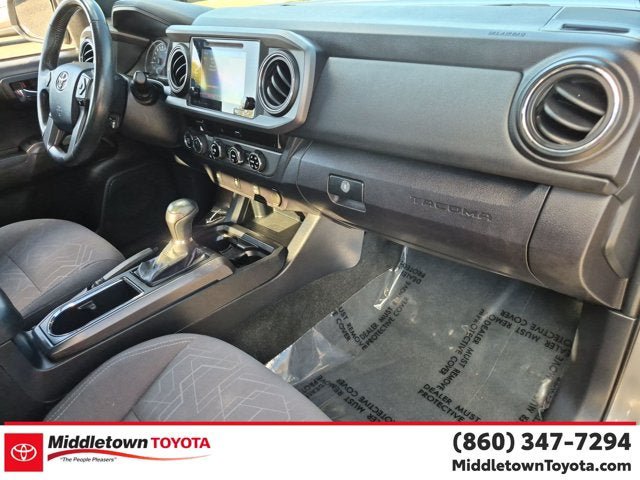 Used 2016 Toyota Tacoma TRD Sport w/ Towing Package AWD/4WD image 36