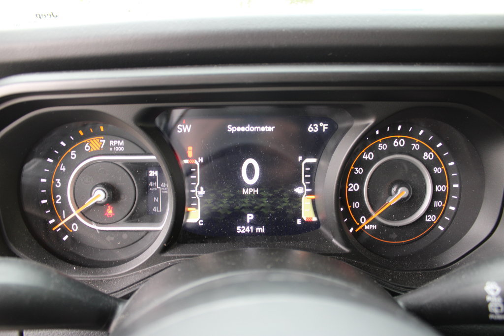 Used 2026 Jeep Wrangler Unlimited Rubicon AWD/4WD image 24