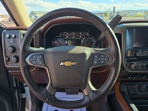 Used 2015 Chevrolet Silverado 1500 High Country w/ High Country Premium Package image 15