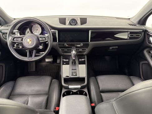 Certified 2024 Porsche Macan AWD/4WD image 14
