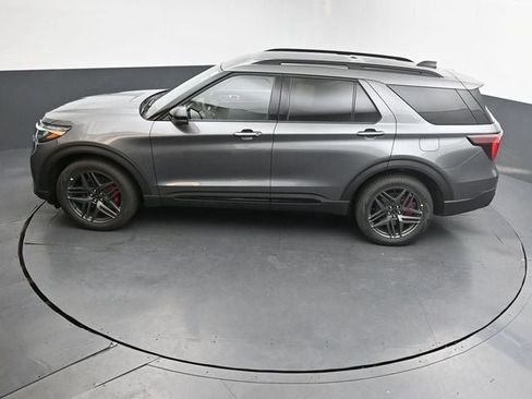 New 2026 Ford Explorer ST image 23