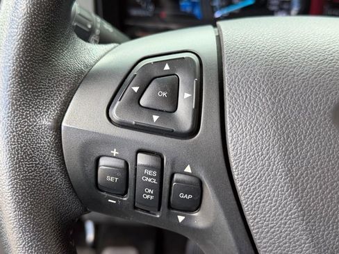 Used 2017 Ford Flex Limited w/ Equipment Group 301A FWD image 16