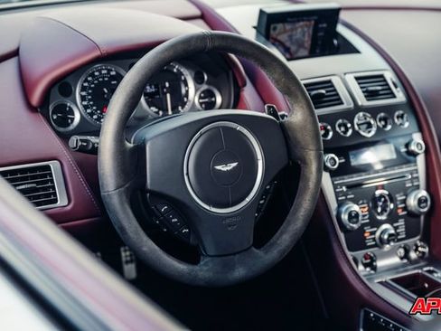 Used 2014 Aston Martin DB9 Coupe RWD image 7