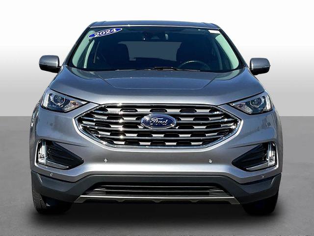 Certified 2024 Ford Edge Titanium AWD/4WD image 2