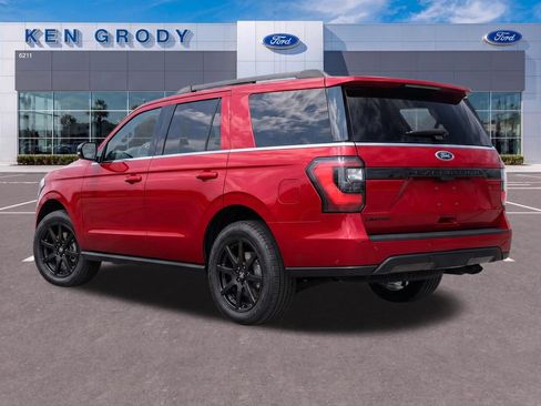 Used 2021 Ford Expedition Limited AWD/4WD image 4