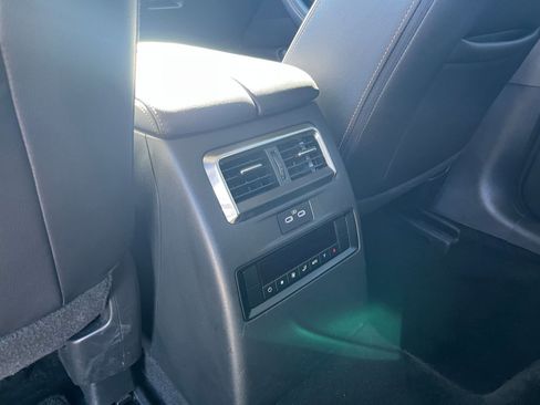 Used 2025 MAZDA CX-90 3.3 Turbo w/ Preferred Package image 24