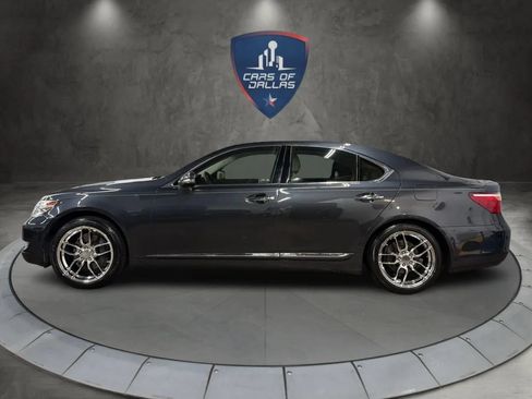 Used 2010 Lexus LS 460 RWD image 2