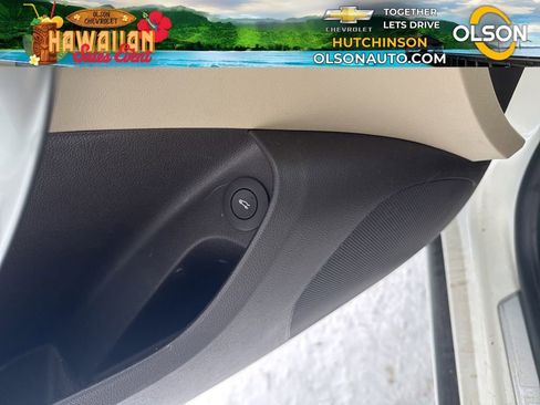 Used 2014 Buick Regal Premium image 16