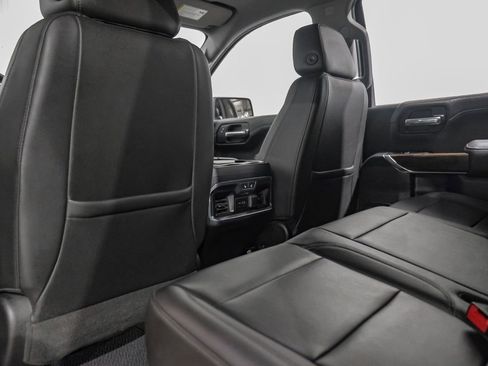 Used 2019 GMC Sierra 1500 SLT image 36