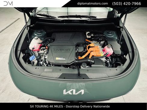 Used 2023 Kia Niro SX Touring FWD image 51